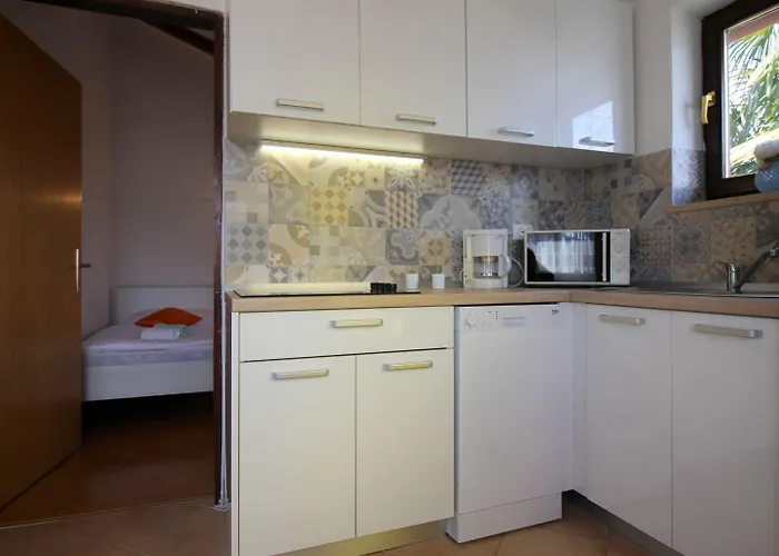 Charmantes Mit Privatem Balkon, Privatparkplatz, Wifi Und Nur 700 Meter Zum Apartmán *