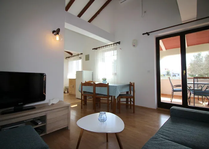 公寓 Charmantes Mit Privatem Balkon, Privatparkplatz, Wifi Und Nur 700 Meter Zum *